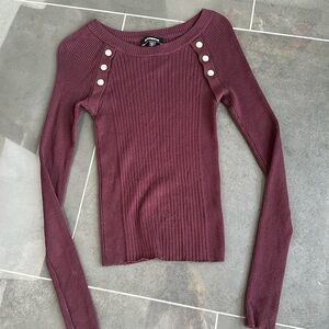 Burgundy knit long sleeve top